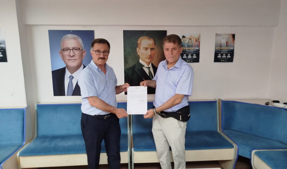 İYİ Parti’de görev değişimi İYİ Parti Çankırı İl Başkanlığında devir teslim yapıldı. 2 dönemdir