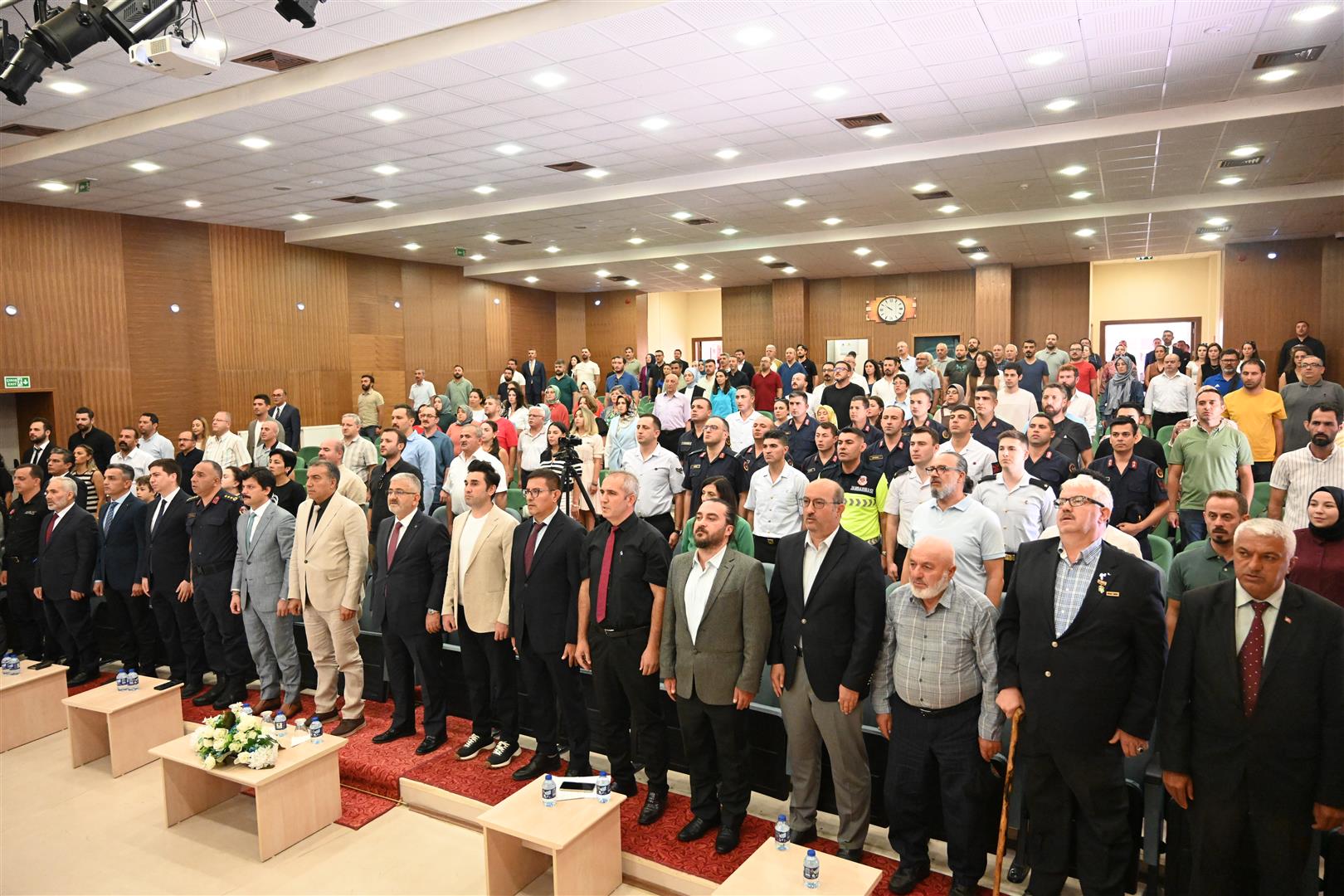 Çankırı Karatekin Üniversitesi Türkiyat Enstitüsü tarafından gerçekleştirilen panele Çankırı Vali