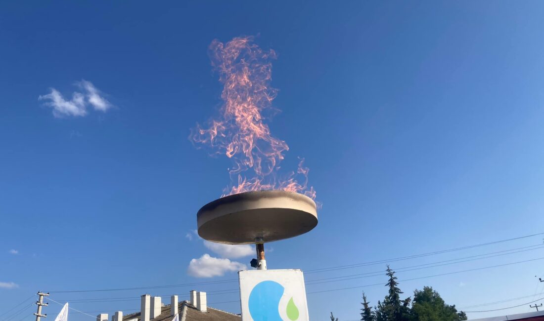 Çankırı’nın Kalfat beldesinde konutlara ilk doğal gaz verildi Çankırı’nın Orta ilçesine bağlı Kalfat beldesinde altyapı çalışmalarının tamamlanmasının ardından