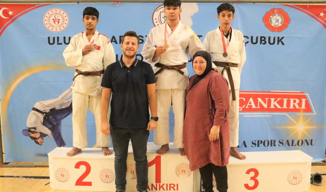 2 Türkiye şampiyonluğu aldık 6. Uluslararası Ahmet İnceçubuk Judo Turnuvasında sporcularımız Haktan Armağan Yıldız