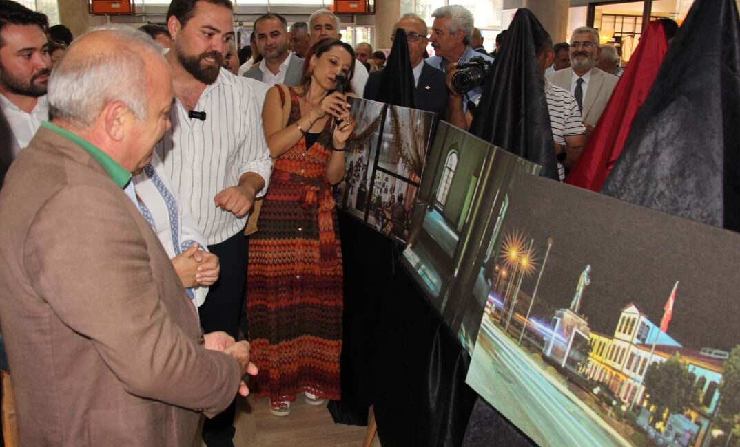 “Çankırı” fotoğrafları beğeniye sunuldu TUZFEST’25 Kadrajımdan Çankırı Fotoğraf Sergisi dün Yunus AVM’de açıldı. Sergi