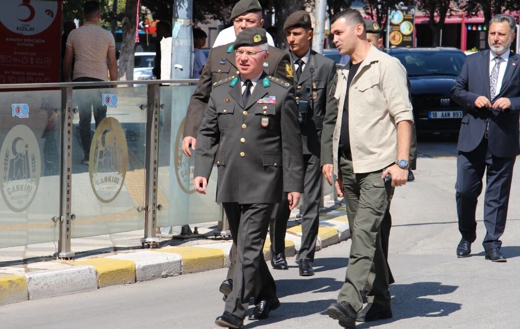 Tuğgeneral Yazgan, ilk programına katıldı Çankırı Garnizon Komutanı Tuğgeneral Salih Büyük’ün emekliye ayrılmasının ardından ilimize
