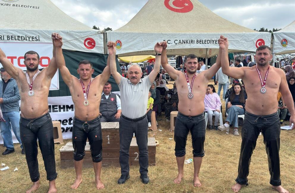 Çankırı BelediyeSpor Kulübü Güreş takımı, bu yıl 48.si düzenlenen Yapraklı
