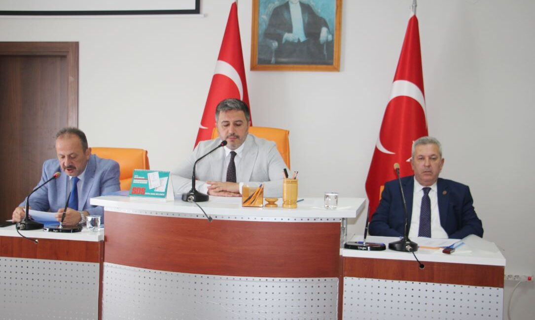Ünür köyünün su sorunu hallediliyor İl Genel Meclisi Ağustos ayı birleşimlerinin 3.’sü dün gerçekleştirildi. İdareden