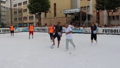 ÇANKIRI’da ‘4. Uluslararası Çankırı Tuz Festivali’ kapsamında düzenlenen futbol turnuvası,