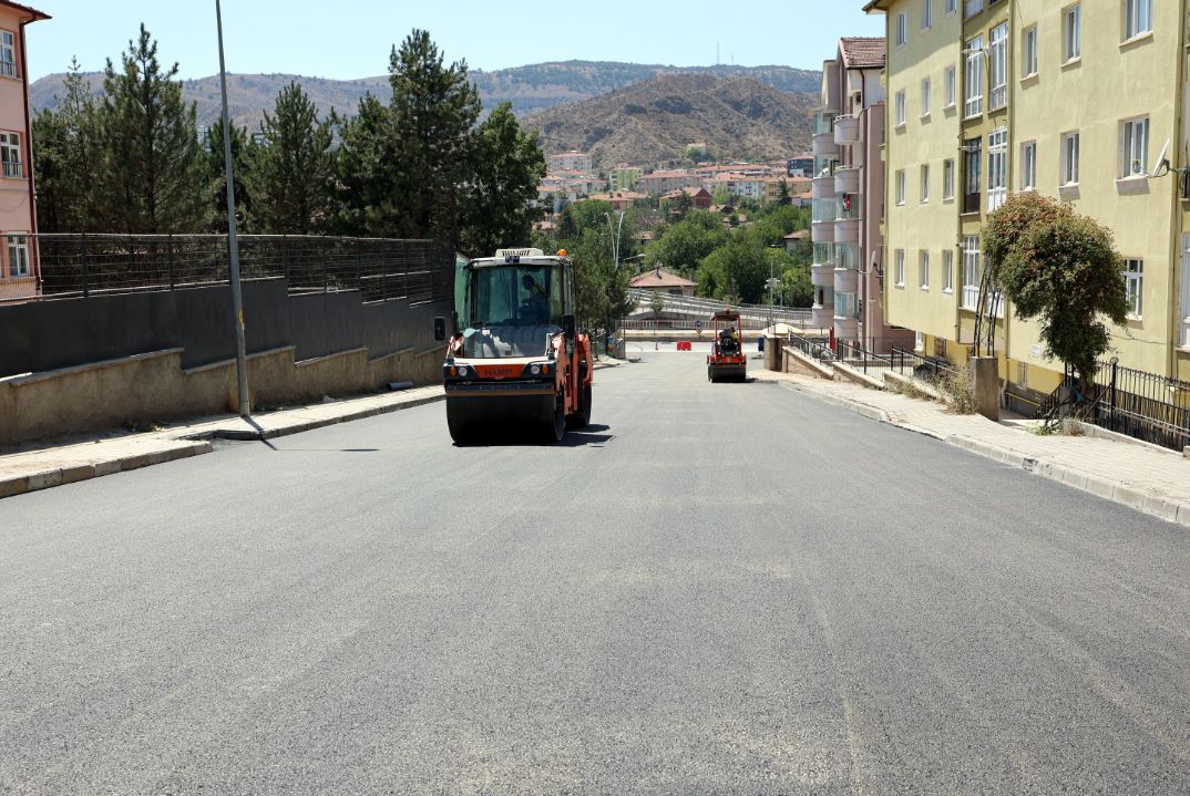 Kırkevler Mahallesi Meteoroloji Sokak’ta başlayan altyapı çalışmaları sonunda tamamlandı. Yaklaşık