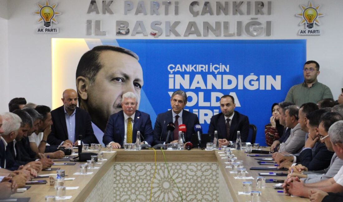 AK Parti Genel Başkan Yardımcısı ve Yerel Yönetimler Başkanı Mustafa