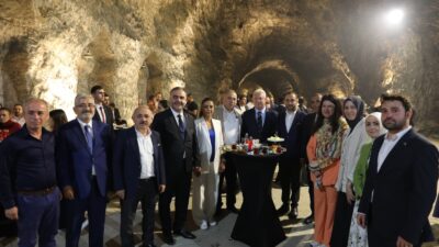 TUZFEST’in ev sahibi mekanlarından Yer Altı Tuz Şehri, protokol konuklarını