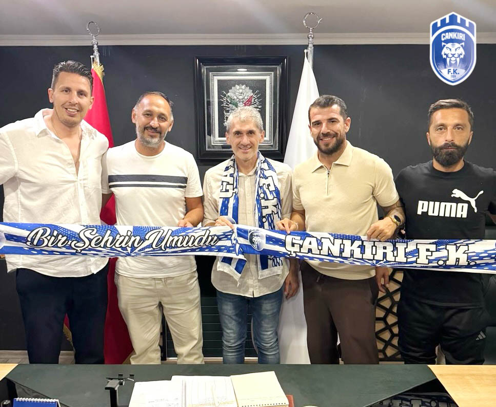 Çankırı Futbol Kulübünde teknik direktör Zafer Ulusal oldu. Kulüpten yapılan