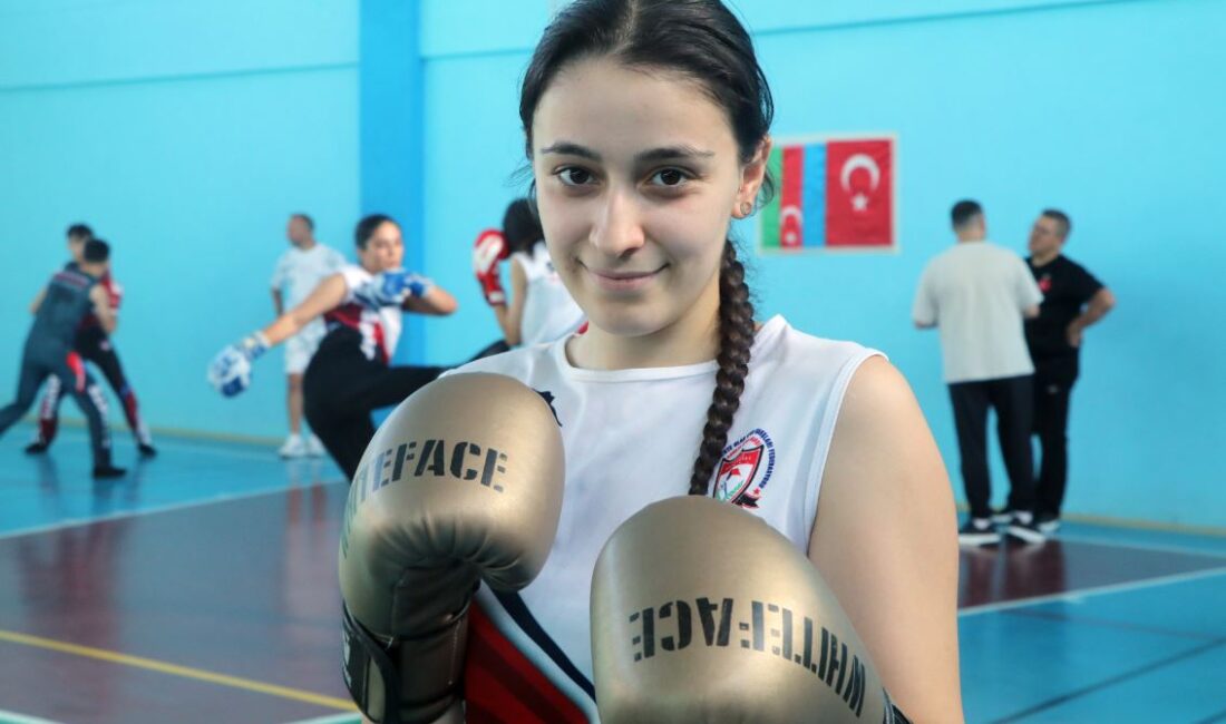 Milli sporcusu İdilnur, baba mirasını Avrupa’da zirveye taşımak için çalışıyor Milli sporcu Sümeyye İdilnur Aslan, eski milli sporcu ve antrenör