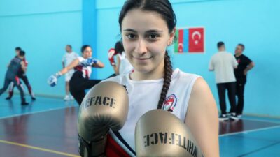 Milli sporcu Sümeyye İdilnur Aslan, eski milli sporcu ve antrenör