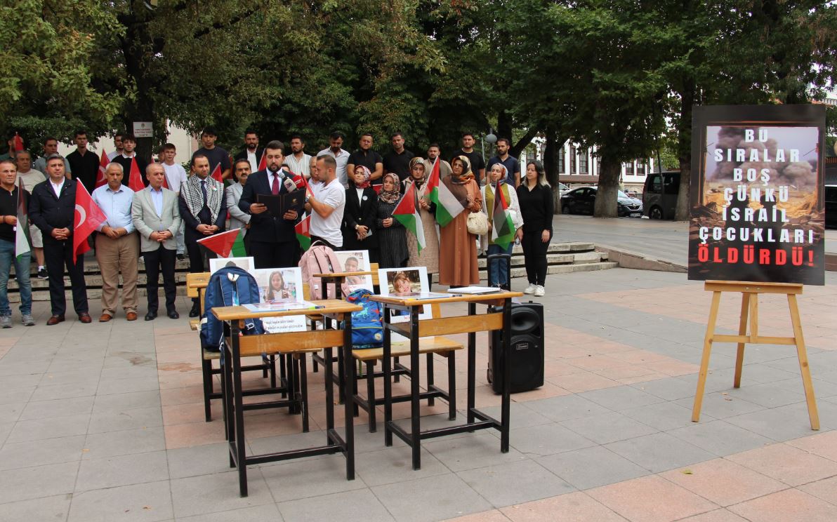 AK Parti Genel Merkez Gençlik Kolları, Gazze’de savaş nedeniyle eğitim