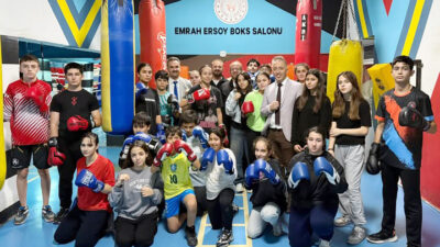 Emrah Ersoy Boks Salonu’nda devam eden boks antrenmanlara Çankırı Gençlik