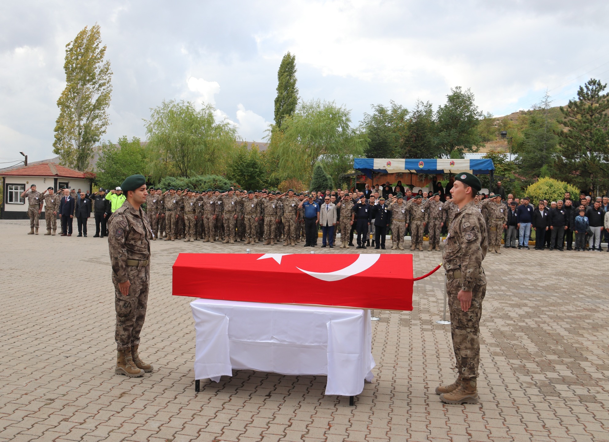Bingöl Özel Harekât Şubesi kadrosunda görevli polis memuru Mürsel Yılmaz
