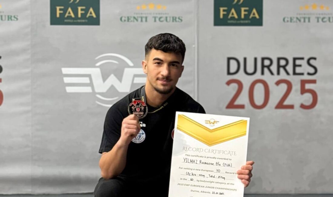 Arnavutluk’un Durres kentinde düzenlenen Gençler ve U23 Avrupa Halter Şampiyonası,
