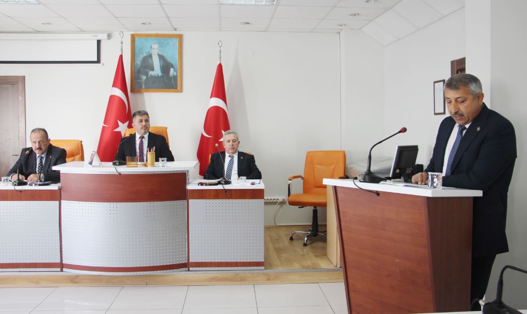 Yıl olmuş 2025 ama ilkokul, ortaokul ve lise öğrencileri aynı