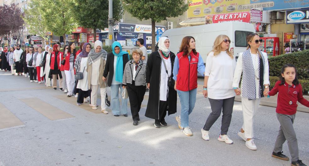 AK Parti İl Kadın Kolları Başkanlığı tarafından Gazze’de yaşanan olaylara