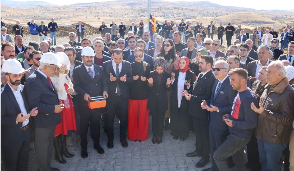 Orta Organize Sanayi Bölgesi’nde kurulacak ilk fabrikalar için temel atma