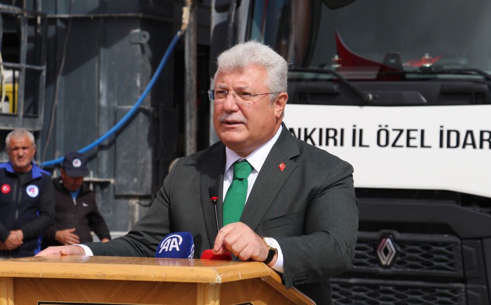 Akbaşoğlu: Hedefimiz ÇAKÜ’ye Tıp Fakültesi kazandırmak Çankırı İl Özel İdaresi bünyesinde hizmet verecek olan asfalt plenti