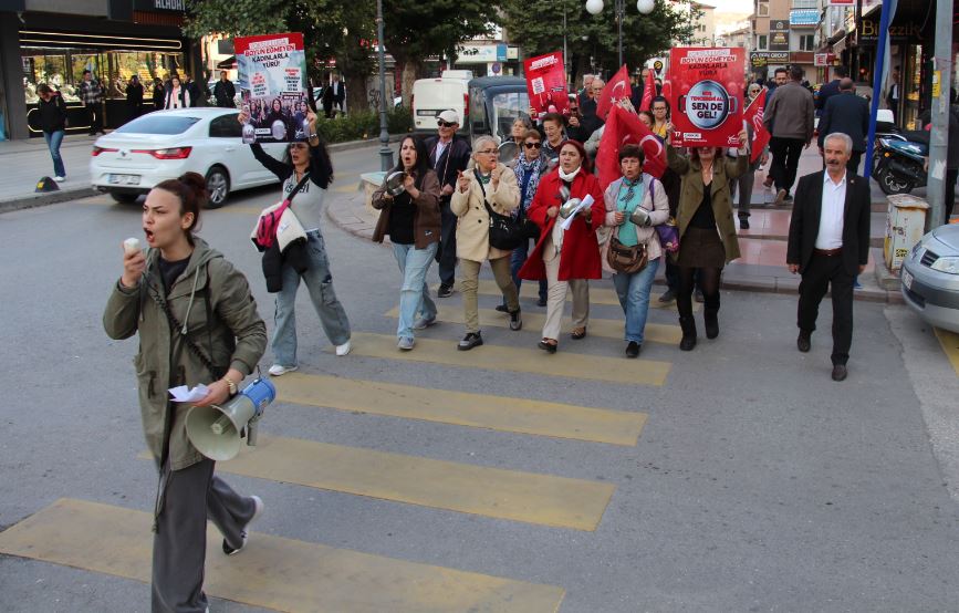 Cumhuriyet Halk Partisi Kadın Kolları tarafından 17 Ekim Yoksullukla Mücadele