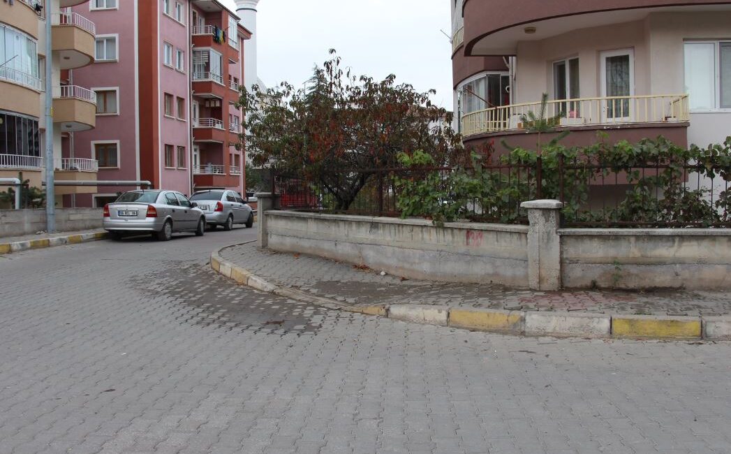 ÇANKIRI’da işe gitmek üzereyken sokak ortasında eski eşi tarafından bıçaklanan