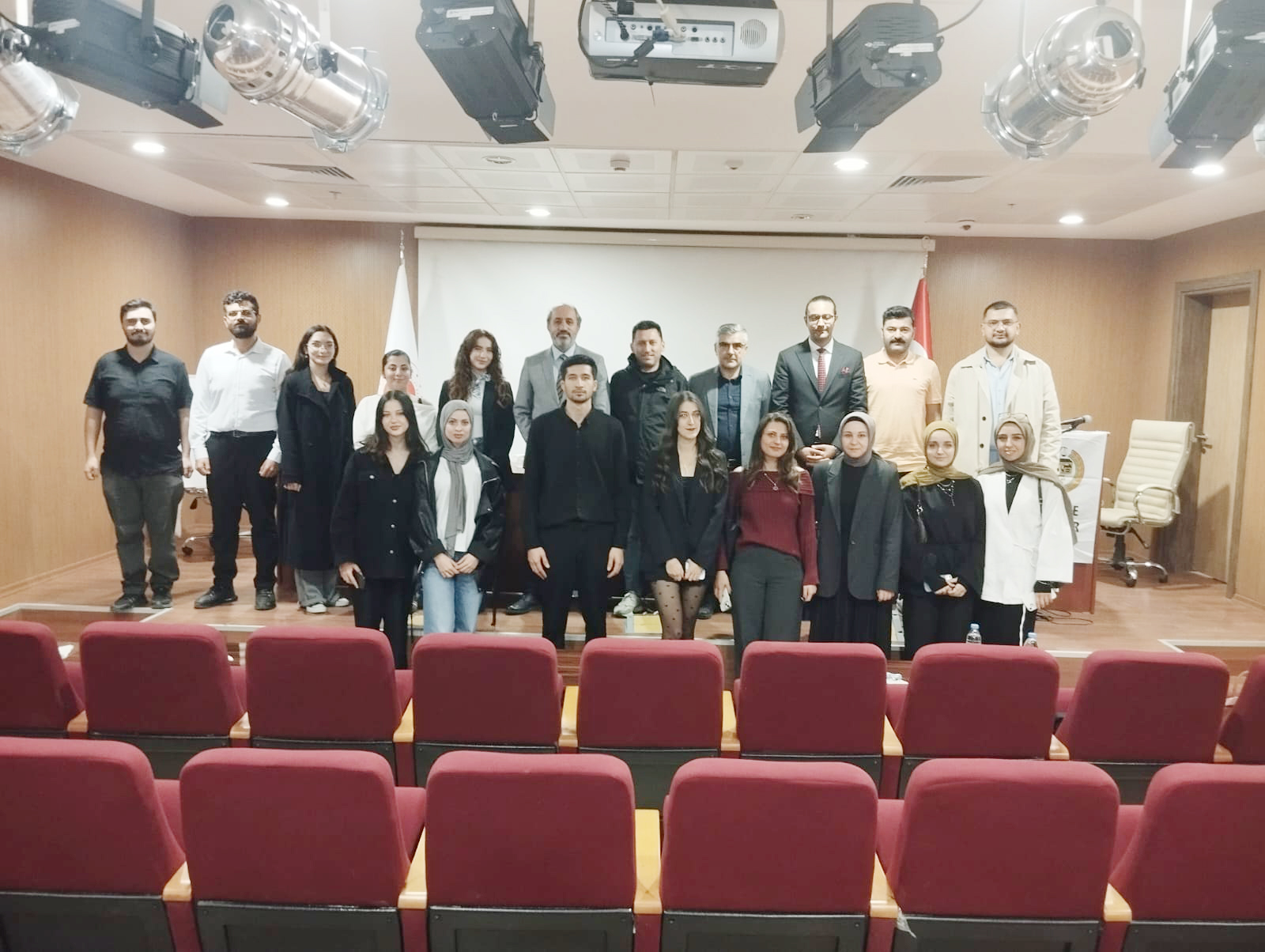 Çankırı Barosu’nda “Bilişim Hukuku” başlıklı meslek içi eğitim gerçekleştirildi. Programa