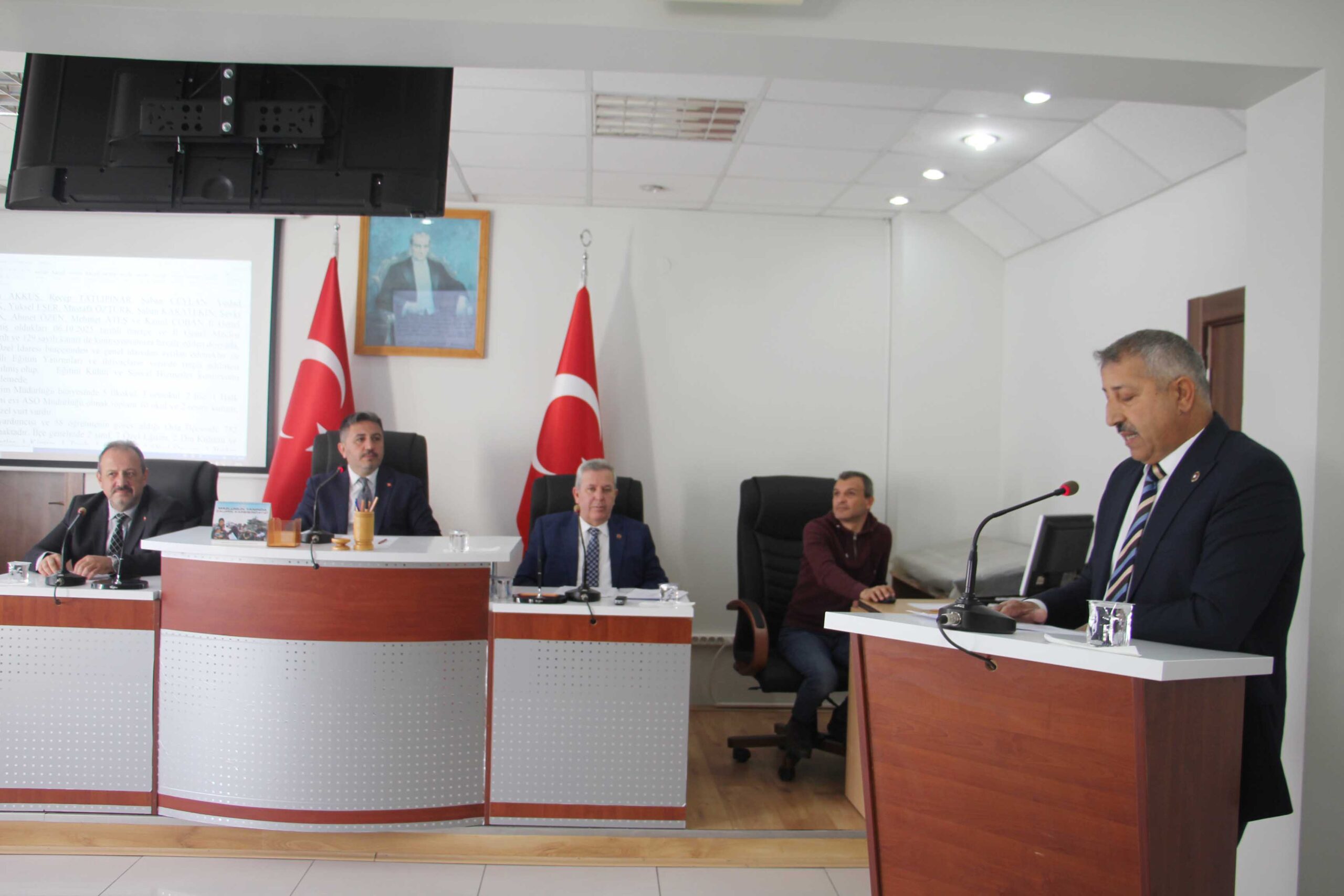Dün Gerçekleştirilen İl Genel Meclisi toplantısında Orta ilçesindeki eğitim faaliyetlerine