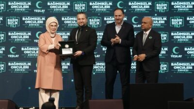 Türkiye Yeşilay Cemiyeti tarafından düzenlenen Bağımsızlık Öncüleri Zirvesi'nde Çankırı Şubesi,