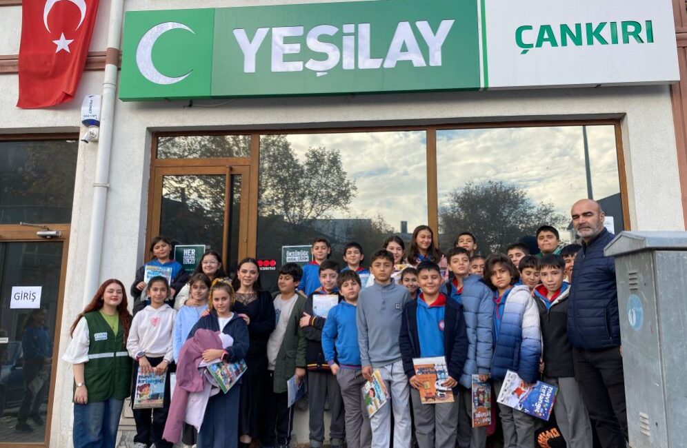 Yeşilay Çankırı Şubesi, İsmet İnönü Ortaokulu 5’inci sınıf öğrencilerini şubede