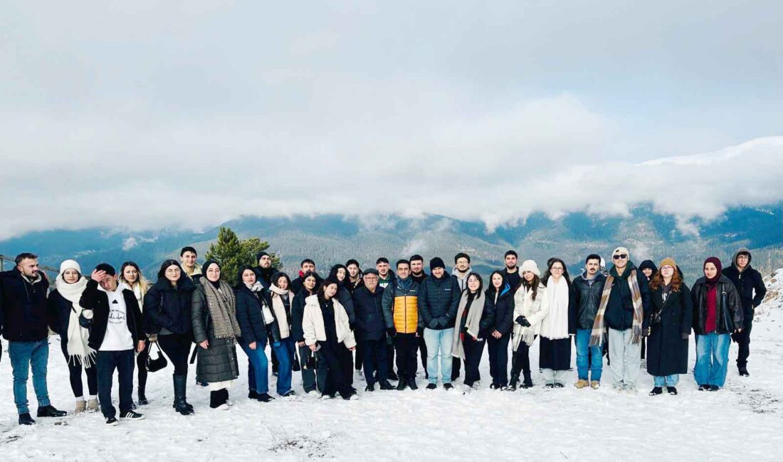 Genç Turizmcilerden Yıldıztepe ve Ilgaz Dağı’na Sektör Odaklı Teknik Gezi Çankırı Karatekin Üniversitesi bünyesinde faaliyet gösteren Genç Turizmciler Topluluğu tarafından,
