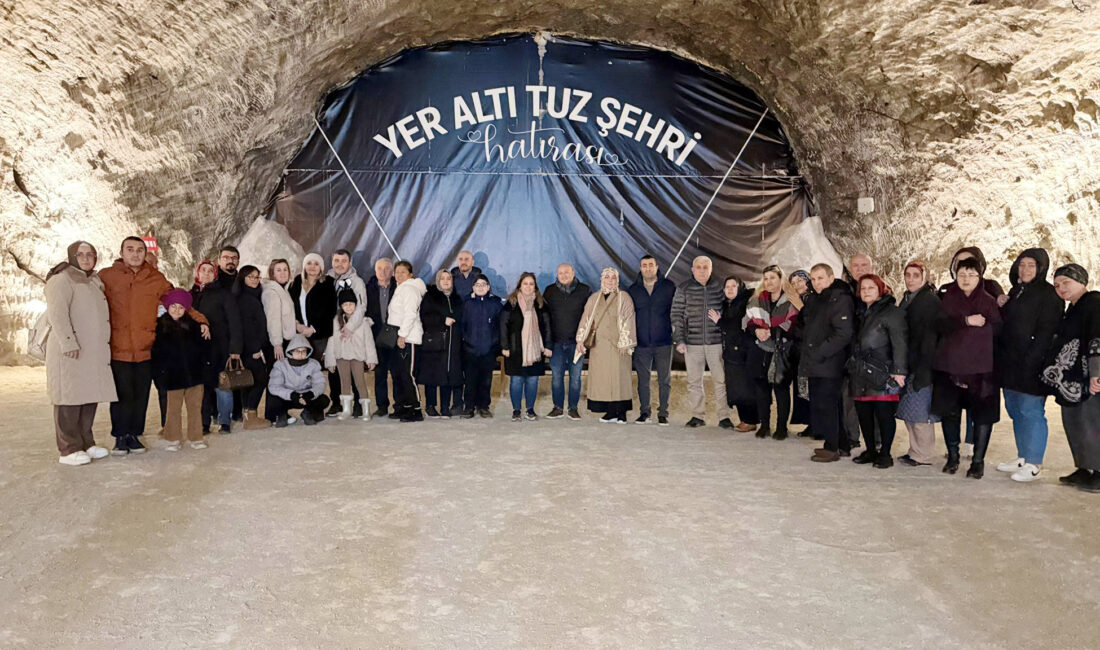 Samsun’dan Çankırı’ya Termal, Kültür ve Lezzet Turu Samsun’dan Çankırı’ya gelen 40 kişilik tur kafilesi, hafta sonu boyunca