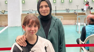 Çankırılı sporcumuz Berra Tüter, Atıcılık Havalı Silahlar kategorisinde şampiyon olarak