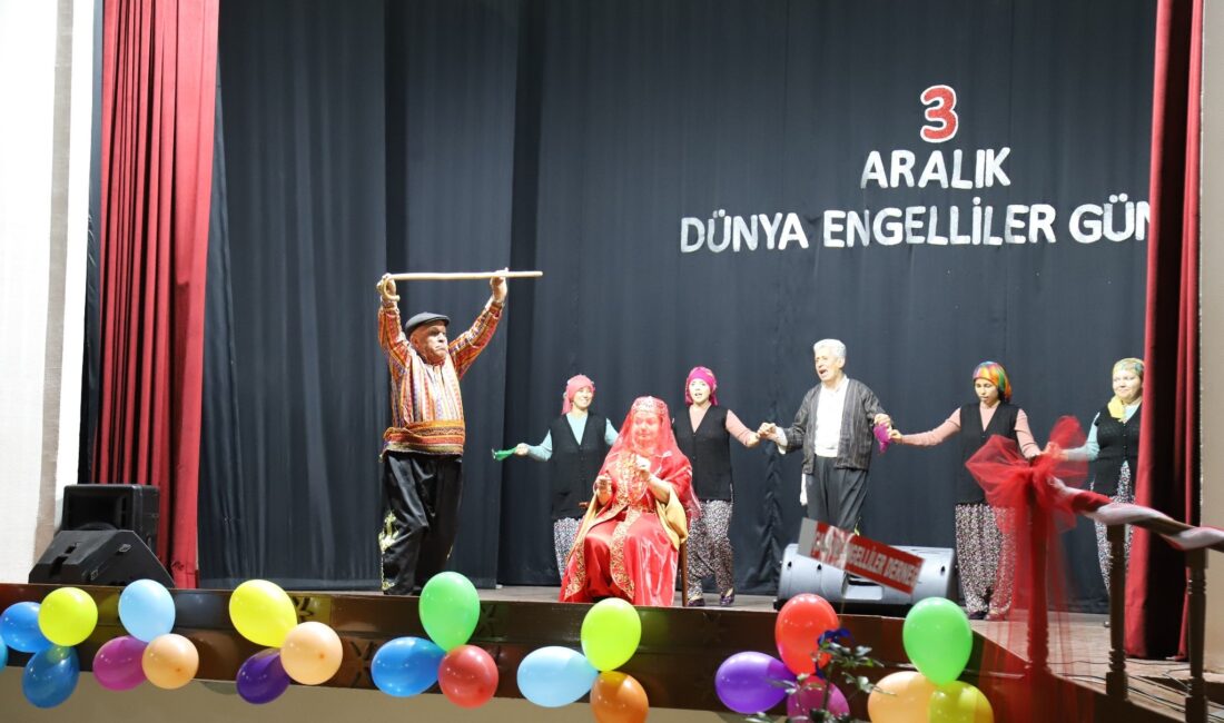 Çankırı’da “Umuda Dokunanlar” programı düzenlendi Çankırı’da 3 Aralık Dünya Engelliler Günü dolayısıyla “Umuda Dokunanlar” programı