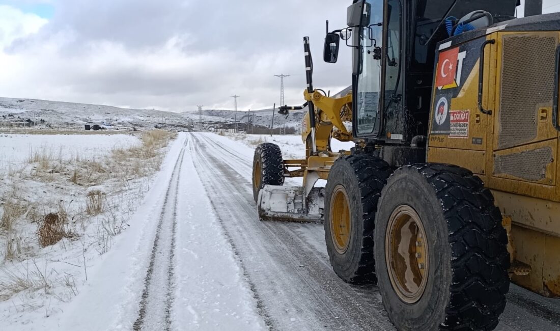 Çankırı’da karlı yollar açılıyor Bölgemizde etkili olan kar yağışı nedeniyle ulaşımda olumsuzluk yaşanmaması adına