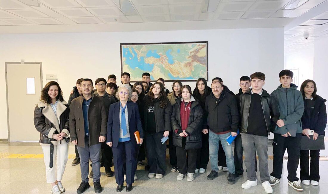 NASBL ve ÇAKÜ İş Birliğiyle Coğrafya Çalıştayı yapıldı Nevzat Ayaz Sosyal Bilimler Lisesi, Çankırı Karatekin Üniversitesi (ÇAKÜ) iş