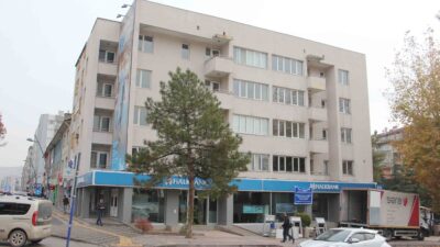 Halkbank Çankırı Şubesi hafta sonu yeni yerine taşındı. 20 yıldan
