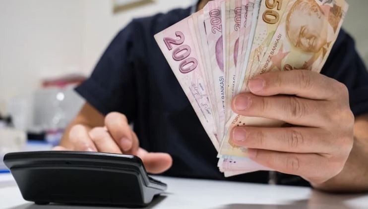 Yoksulluk Sınırı 90 Bin Lirayı Geçti Asgari ücret yerinde sayarken açlık sınırı 29 bin 282 TL