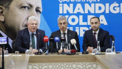 Sağlık Bakanı Kemal Memişoğlu, çeşitli ziyaretlerde bulunmak üzere Çankırı’ya geldi.