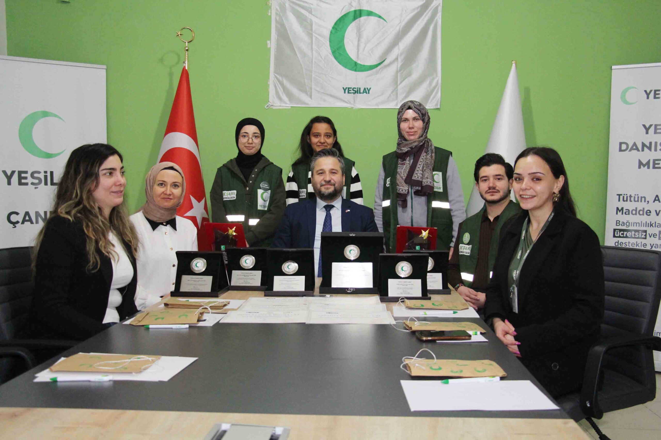 Türkiye Yeşilay Cemiyeti Çankırı Şube Başkanı İsmail Özcan, basın mensuplarını