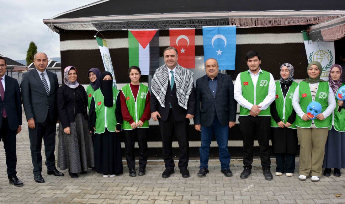 ÇAKÜ’de Acil Kriz Bölgeleri Yararına Gıda Kermesi Düzenlendi Çankırı Karatekin Üniversitesi İnsan Hak ve Hürriyetleri Topluluğu ile İHH