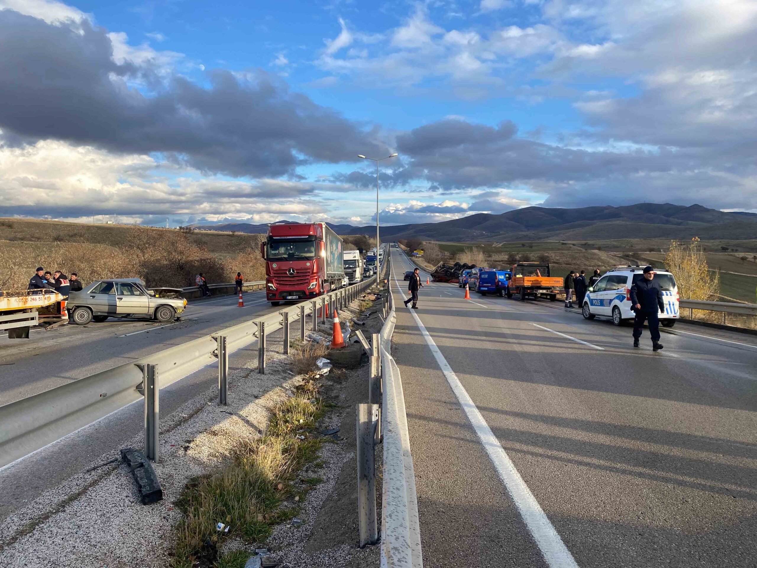 Çankırı’da aynı bölgede meydana gelen iki trafik kazasında iki kişi