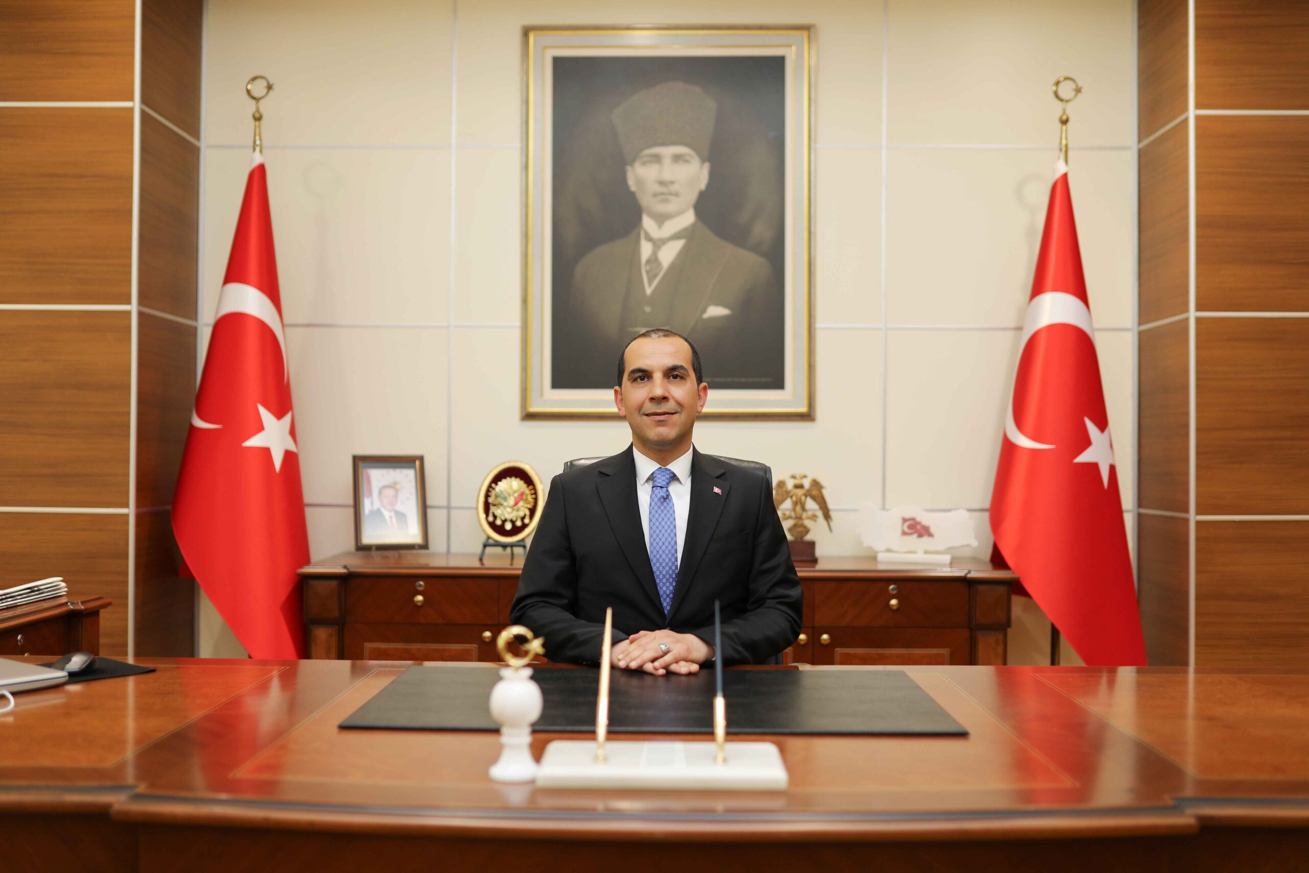 İçişleri Bakanlığı tarafından yayımlanan Valiler Kararnamesi ile Iğdır Valiliğine atanan