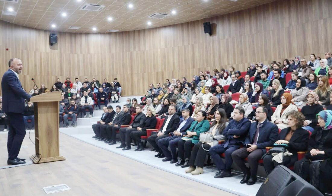 2025’i değerlendirip, 2026 hedeflerini görüştüler Aile ve Sosyal Hizmetler Bakanı Mahinur Özdemir Göktaş ile gerçekleştirilen