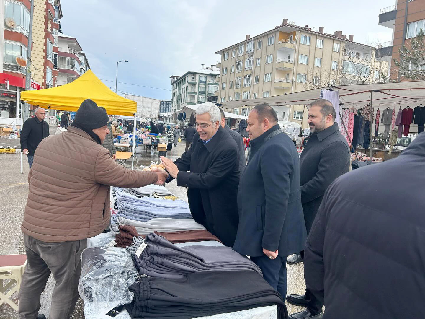 CHP İzmir Milletvekili Salih Uzun Çankırı’da ziyaretlerde bulundu. Milletvekili Uzun,