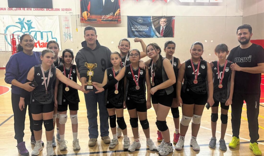 Voleybol müsabakaları tamamlandı Çankırı Okul Sporları kapsamında düzenlenen Voleybol Küçük Kızlar İl Birinciliği