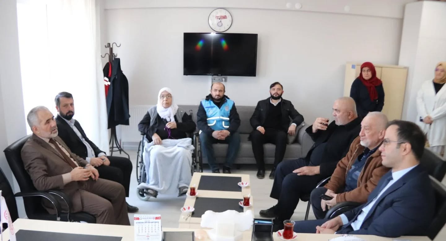 Çankırı İl Müftüsü Mehmet Şahin’in katılımlarıyla Eldivan Huzurevi ziyaret edildi.
