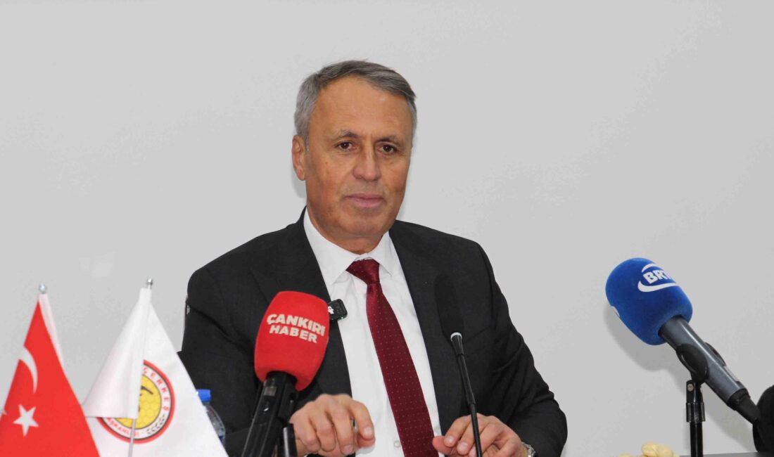 Sopacı: 10 yıl sonra çok farklı bir Çerkeş göreceksiniz Çerkeş Belediye Başkanı Hasan Sopacı, 10 Ocak Çalışan Gazeteciler Günü