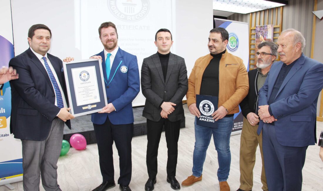 Ilgaz’da satılan bal dünyanın en pahalı balı olarak Guinness Rekorlar Kitabı’na girdi Çankırı’nın Ilgaz ilçesinde, üniversite öğrencilerine burs imkanı sağlamak için düzenlenen