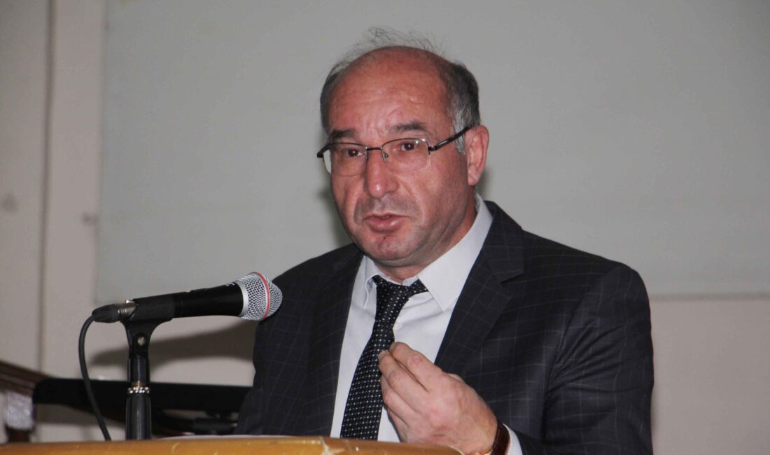 “Bu işi gönülle yapıyoruz ve maaş da almıyoruz” Çankırı Terziler Konfeksiyoncular ve Manifaturacılar Odası genel kurulu Atatürk Kültür
