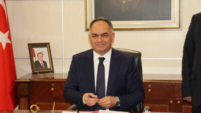 Valiler kararnamesi ile Çankırı’ya görevlendirilen Vali Hüseyin Çakırtaş, tebrik amaçlı